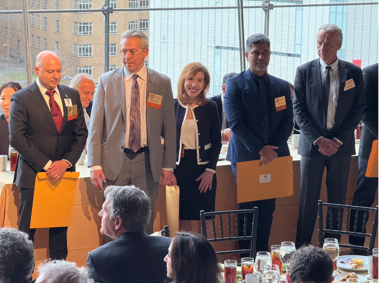 Dr. Leslie Stone Hirsh at Greater New York Academy of Prosthodontics Fellowship Ceremony